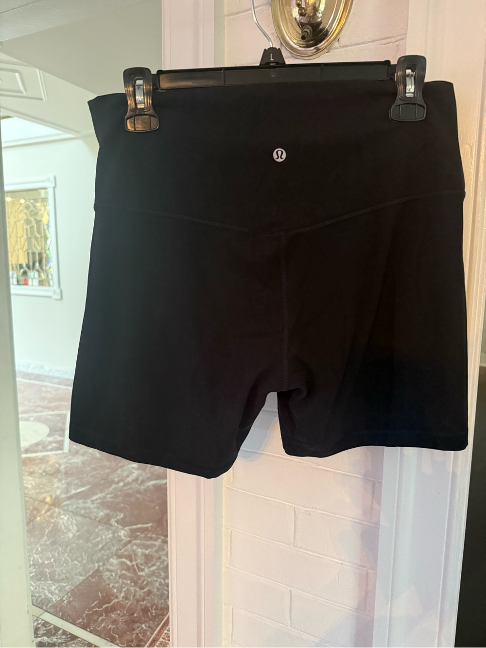 lululemon athletica Black High-Rise Workout Shorts 6”